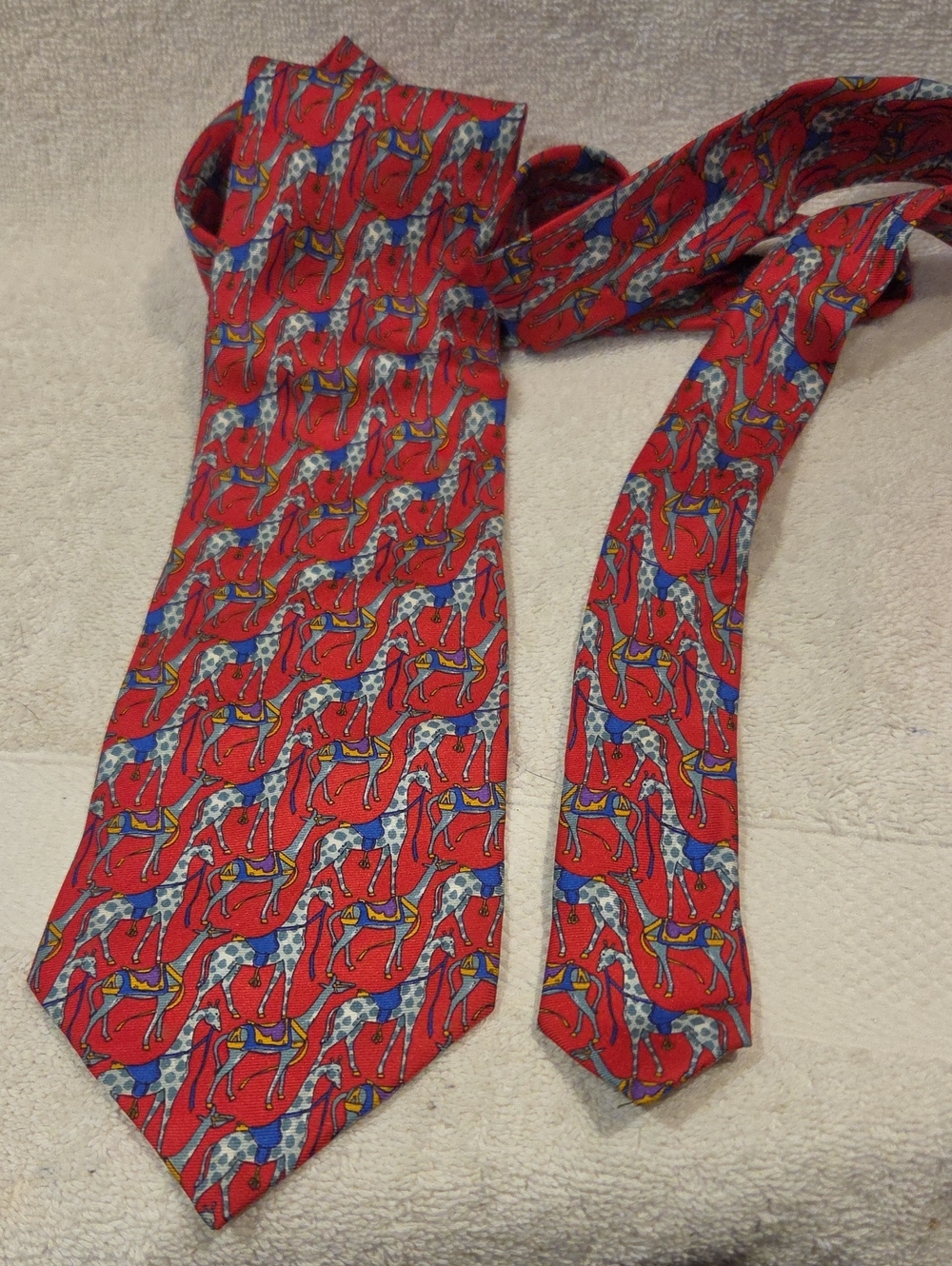 BEAUFORT TIE RACK NECK TIE